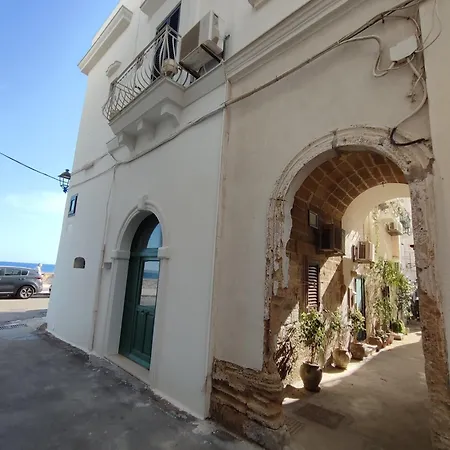 Punta Cutieri Bed & Breakfast