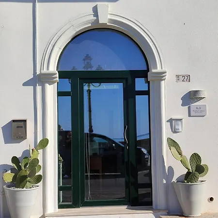 Alojamento de Acomodação e Pequeno-almoço Punta Cutieri 4*