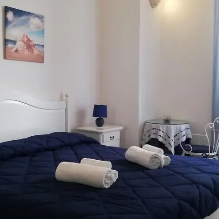Punta Cutieri فندق مبيت وإفطار غالّيبولي
