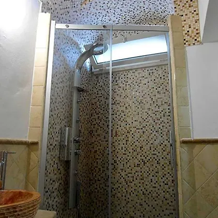Punta Cutieri Bed and breakfast 4*