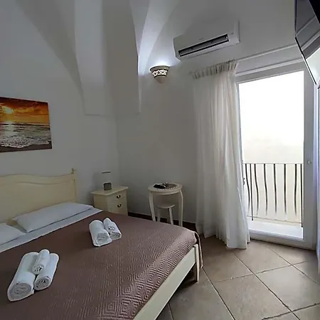 Punta Cutieri 4*