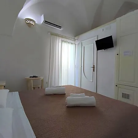 Punta Cutieri 4*