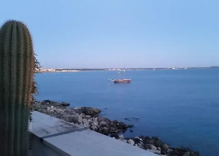 Punta Cutieri Bed & Breakfast 4*