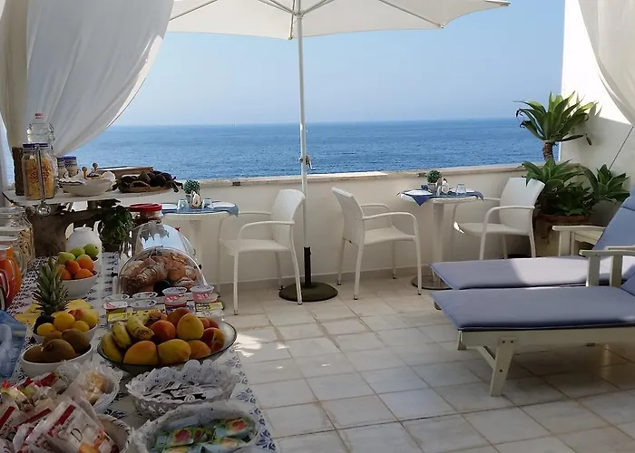 Bed & Breakfast Punta Cutieri 4*